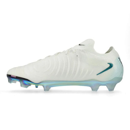 Phantom GX 2 Elite FG Chromatic