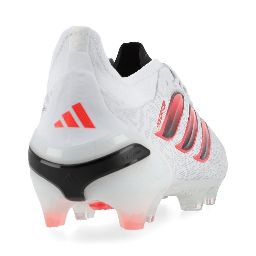 Predator Elite FG Chaos vs Control